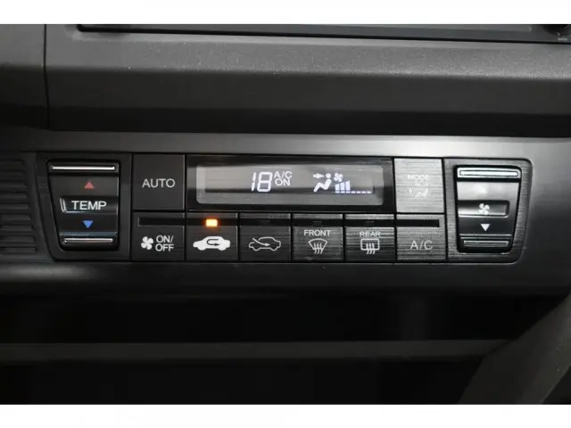 CIVIC - 1.8 EXS 16V 4P AUTOMÁTICO