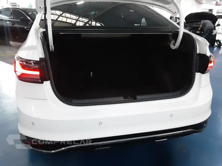 VIRTUS 1.4 250 TSI EXCLUSIVE AUTOMÁTICO