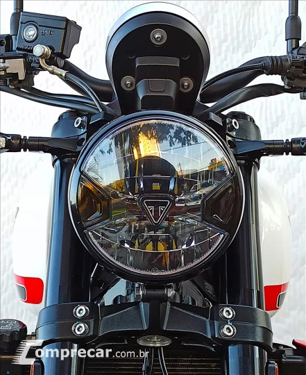 TRIDENT 660