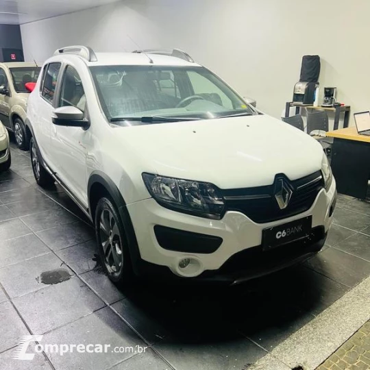 SANDERO STEP 16