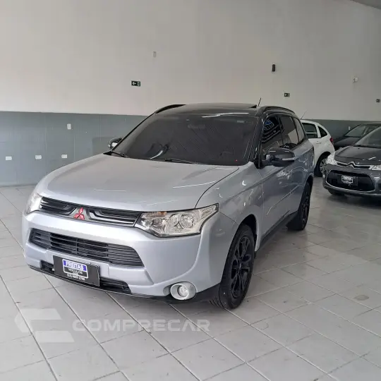 OUTLANDER 2.0 16V 160cv Aut.