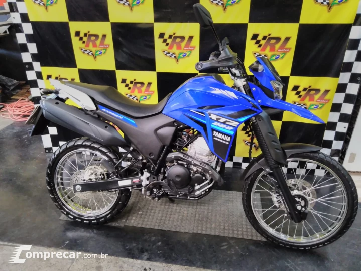 XTZ 250 Lander