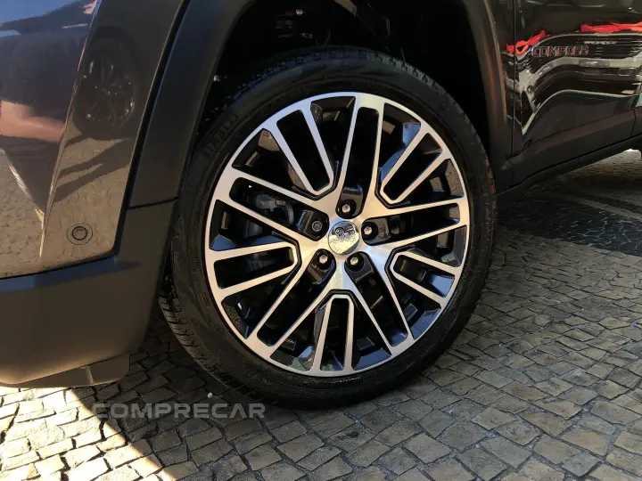 Compass 1.3 T270 Turbo Flex Limited At6