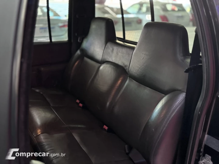 S10 2.4 MPFI Executive 4X2 CD 8V