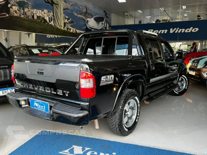 S10 P-Up Executive 2.4 MPFI F.Power CD