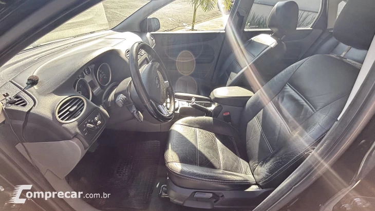 FOCUS 2.0 S Sedan 16V
