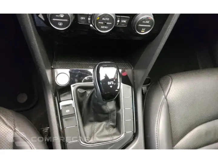 TAOS 1.4 250 TSI TOTAL FLEX HIGHLINE AUTOMÁTICO