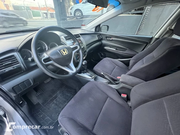 CITY Sedan LX 1.5 Flex 16V 4p Aut.