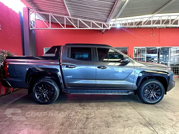 TRITON 2.4 BITURBO DIESEL CD KATANA 4X4 AUTOMÁTICO