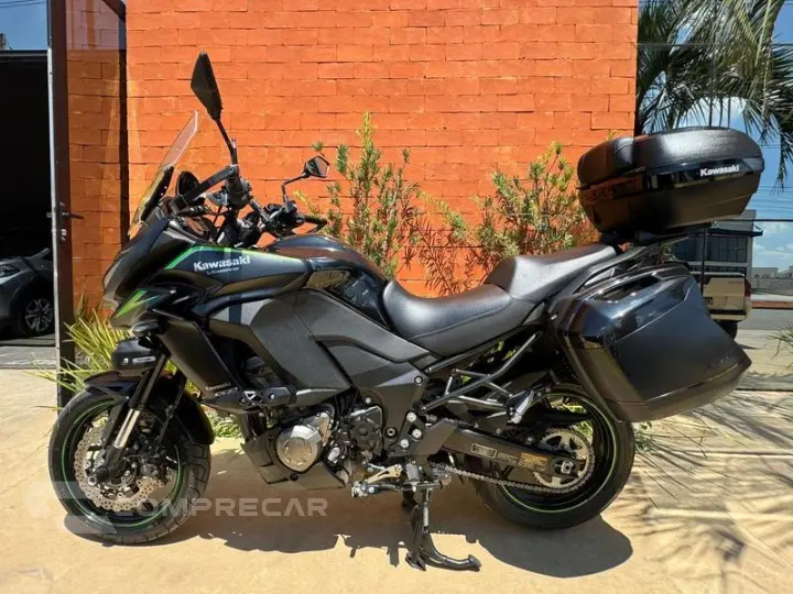 VERSYS 1000 GT
