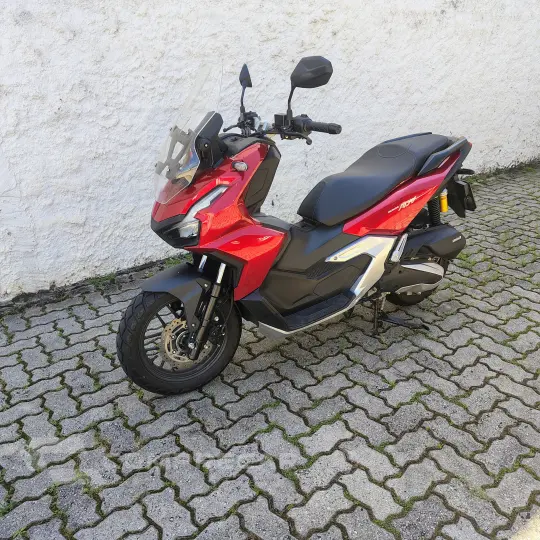 ADV 160
