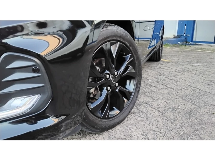 ONIX 1.0 TURBO FLEX PLUS PREMIER MIDNIGHT AUTOMÁTICO