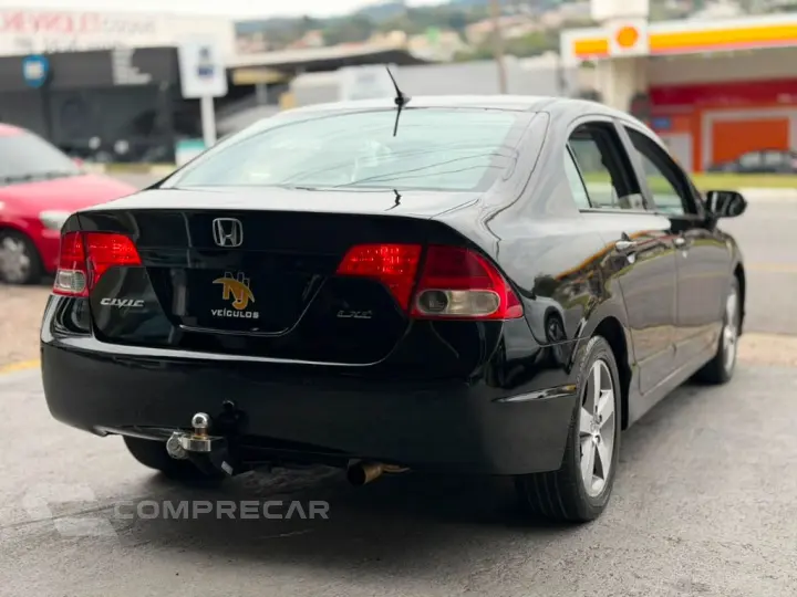 Civic Sedan LXS 1.8/1.8 Flex 16V Aut. 4p