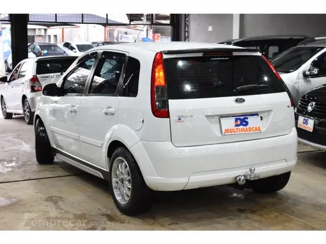 FIESTA HATCH - 1.6 ROCAM HATCH 8V 4P MANUAL