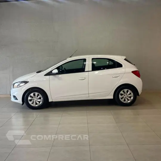 ONIX HATCH LT 1.0 8V FlexPower 5p Mec.