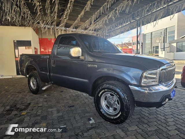 F-250 - 4.2 XLT 4X2 CS TURBO INTERCOOLER 2P MANUAL