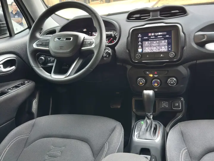 RENEGADE 1.3 T270 TURBO FLEX AT6