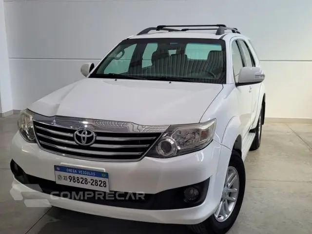 HILUX SW4 - 2.7 SR 4X2 16V 4P MANUAL