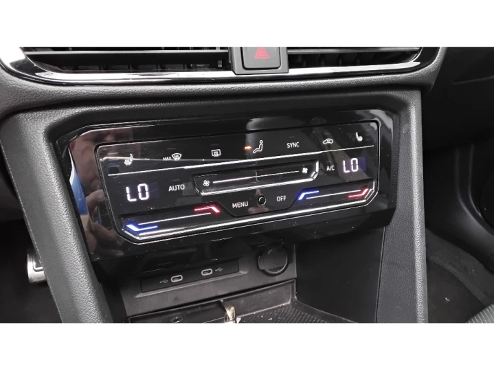 TAOS 1.4 250 TSI TOTAL FLEX HIGHLINE AUTOMÁTICO