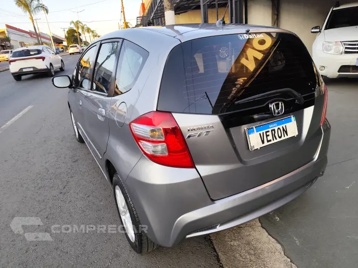 FIT 1.4 LX 16V