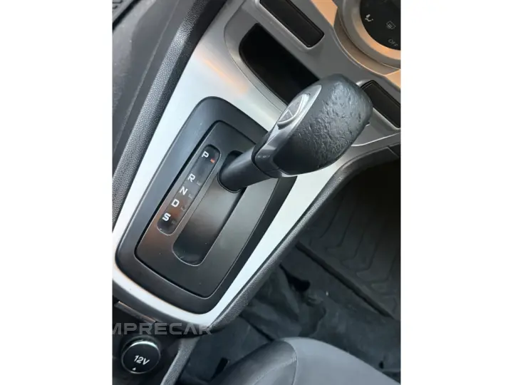 FIESTA 1.6 SE SEDAN 16V FLEX 4P POWERSHIFT