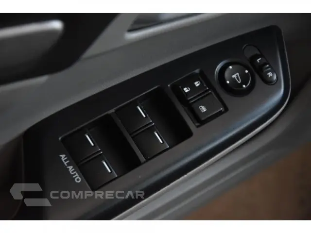 CIVIC - 1.8 EXS 16V 4P AUTOMÁTICO