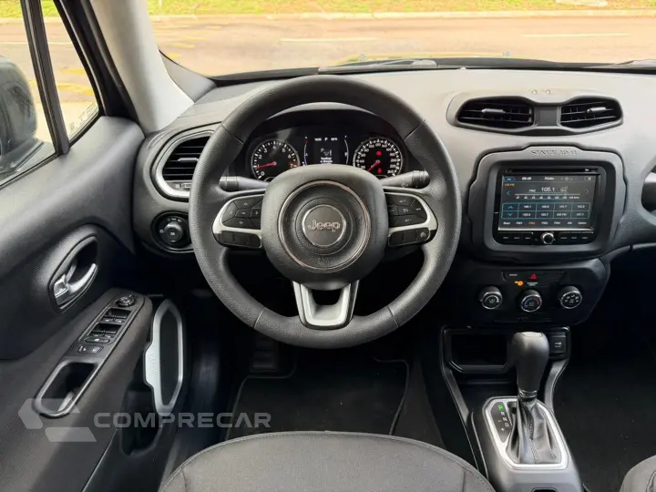 Renegade 1.8 16V Flex 4P Automático