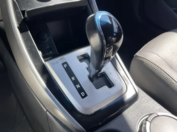 ELANTRA 1.8 GLS 16V GASOLINA 4P AUTOMÁTICO