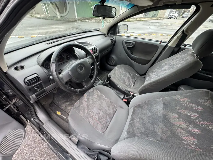 CORSA 1.0 MPFI Maxx Sedan 8V