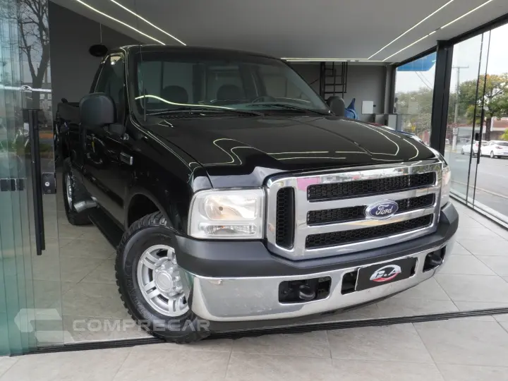 F-250 3.9 XLT 4X2 CS DIESEL 2P MANUAL