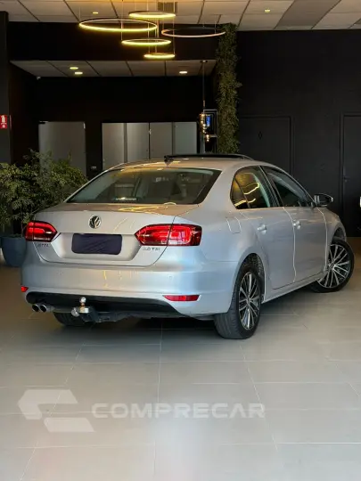 JETTA 2.0 TSI Highline 211cv