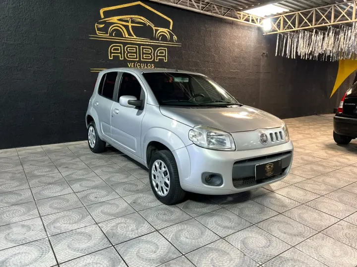 UNO 1.0 EVO VIVACE 8V FLEX 4P MANUAL