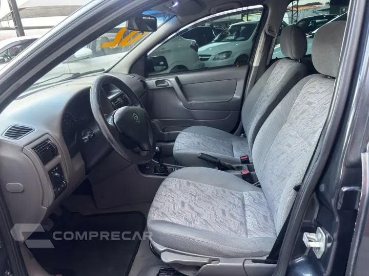 Astra Sedan 1.8 4P GL ALCOOL