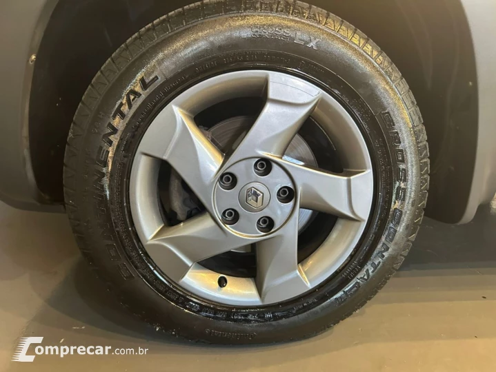 DUSTER TECHROAD 2.0 Hi-Flex 16V Aut.