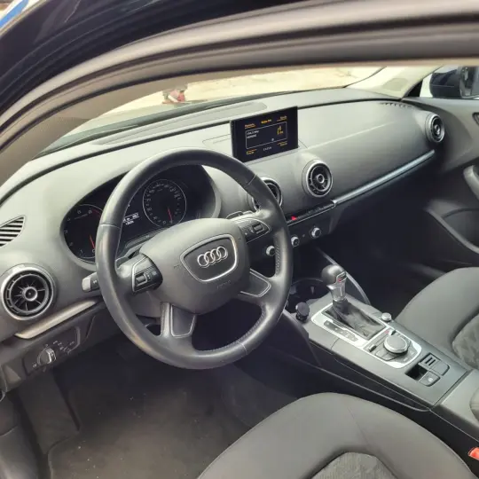 A3 Sedan 1.4/ Attra. 16V TB FSI S-tronic