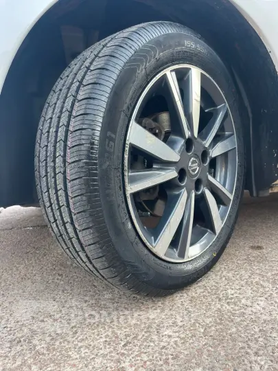 VERSA 1.6 16V Unique