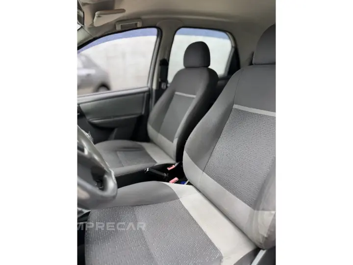 CELTA 1.0 MPFI LT 8V FLEX 4P MANUAL