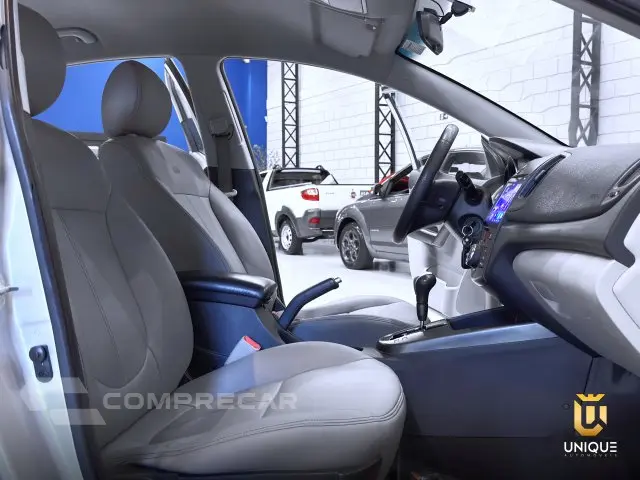 CERATO - 1.6 EX2 SEDAN 16V 4P AUTOMÁTICO