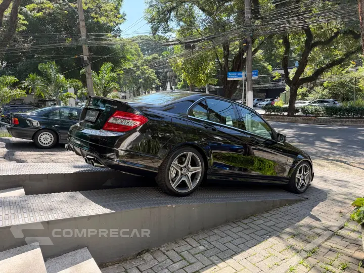 C 63 AMG 6.3 Sedan V8