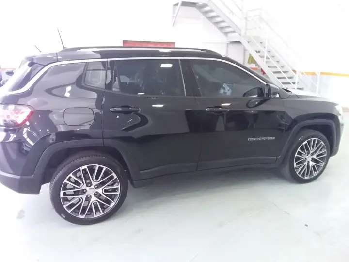 COMPASS 1.3 T270 TURBO FLEX LIMITED AT6