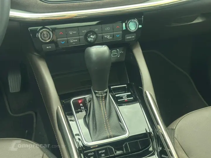 COMMANDER 1.3 T270 TURBO FLEX OVERLAND AT6