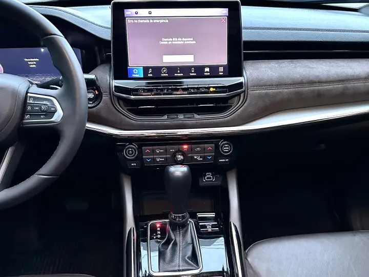 COMMANDER 1.3 T270 TURBO FLEX OVERLAND AT6