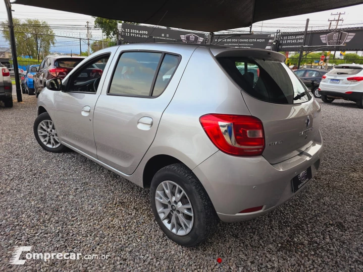Sandero Authentique HIi-Power 1.0 16V (Flex)