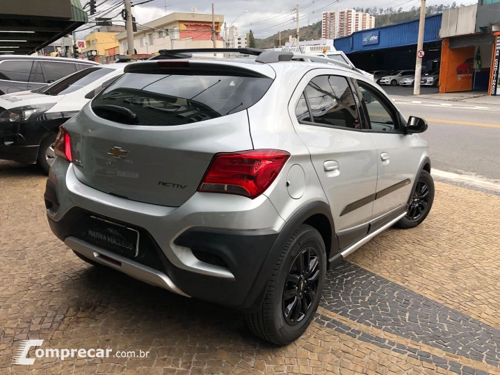 Onix 1.4 Mpfi Activ 8V Flex 4P Automático
