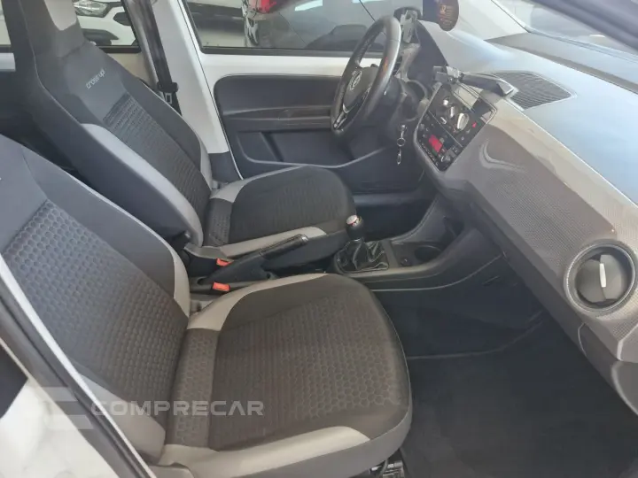 Cross UP 1.0 12V 4P TSI FLEX