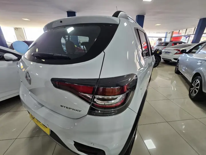 SANDERO STEPWAY Intense Flex 1.6 16V  Aut.