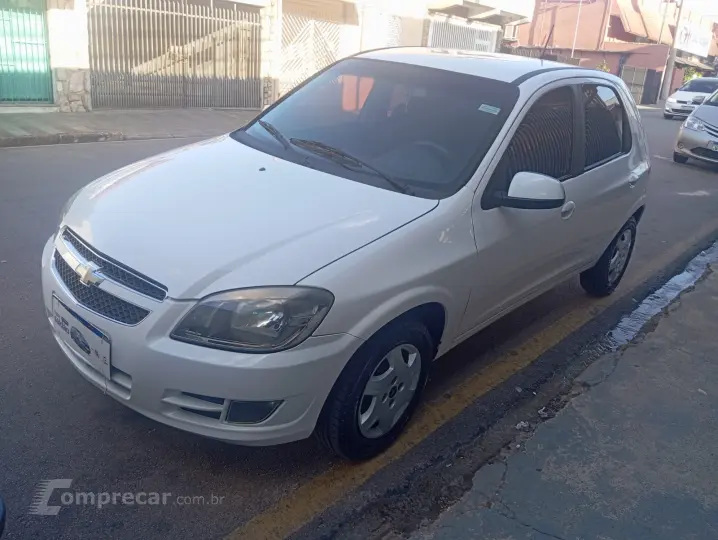 CELTA 1.0 MPFI LT 8V
