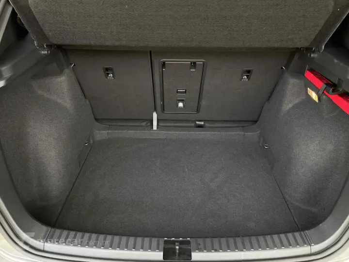 TAOS 1.4 250 TSI TOTAL FLEX HIGHLINE AUTOMÁTICO