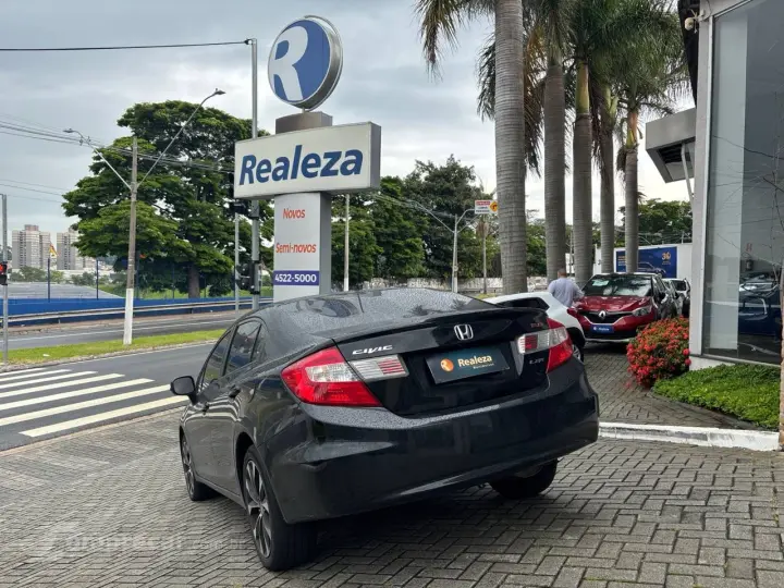Civic Sedan LXR 2.0 Flexone 16V Aut. 4p