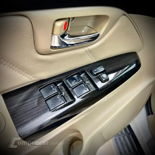 HILUX SW4 3.0 SRV 4X4 7 Lugares 16V Turbo Intercooler